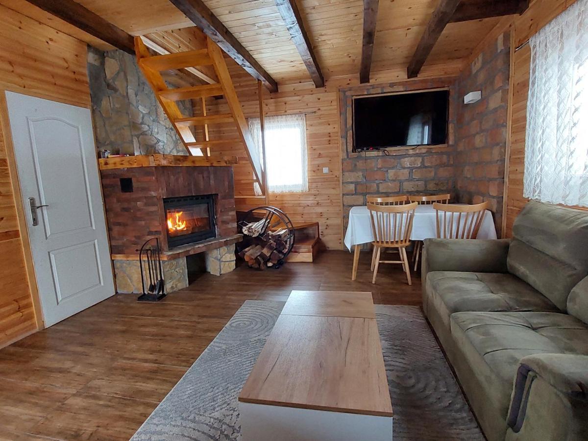 Gold Hill Villa Sekulic ภายนอก รูปภาพ
